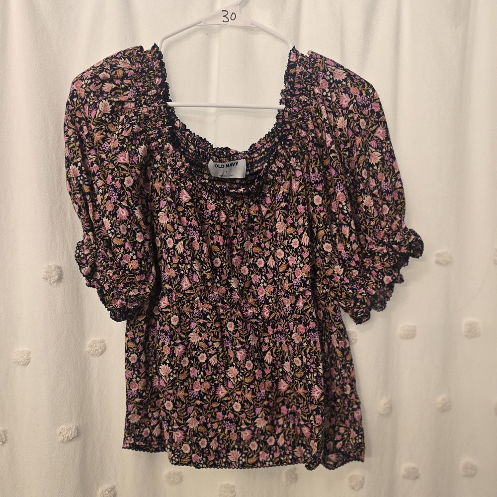 Old Navy Women's Floral Blouse - Size Large Cute Details